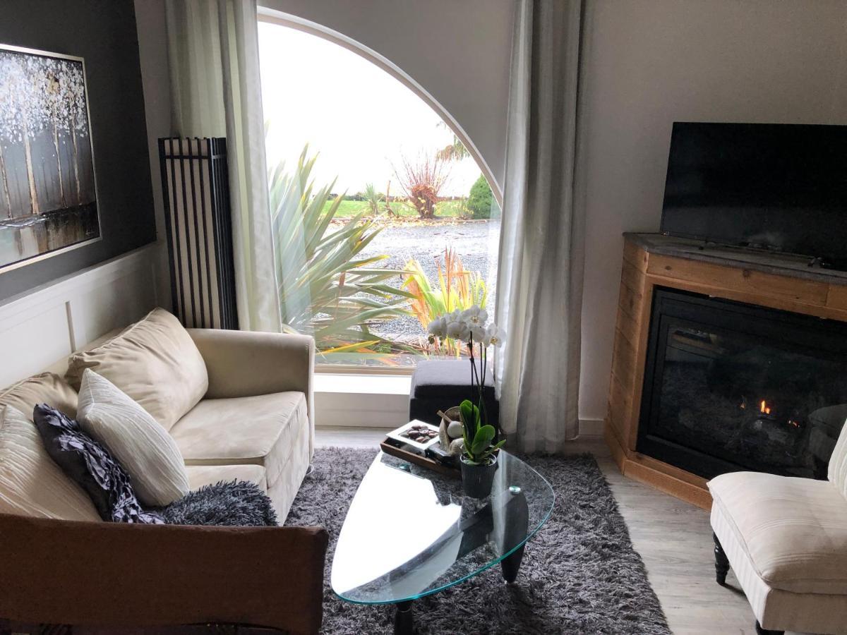 Qualicum Breeze Beach Resort Bowser Extérieur photo
