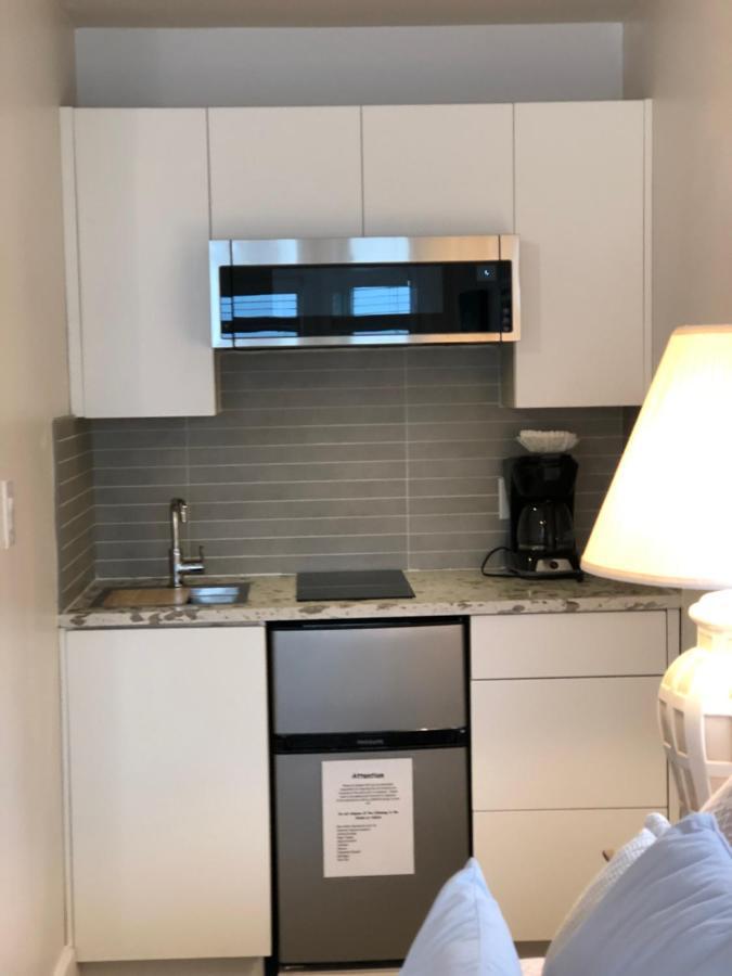 Qualicum Breeze Beach Resort Bowser Extérieur photo