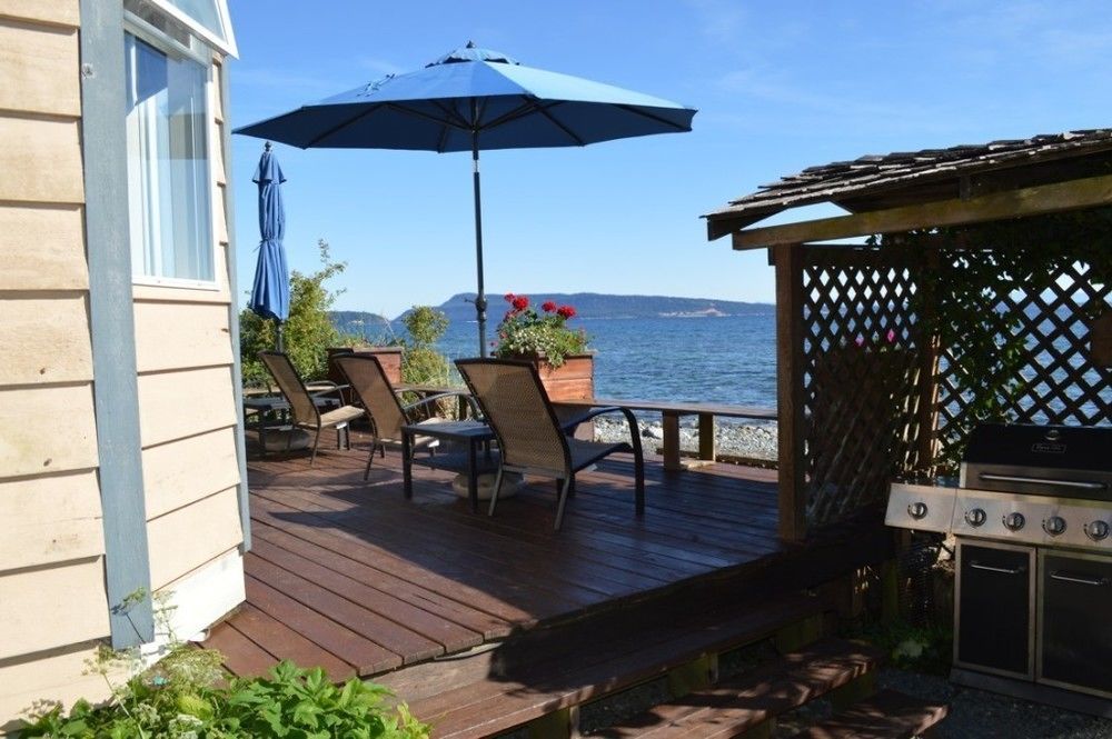 Qualicum Breeze Beach Resort Bowser Extérieur photo