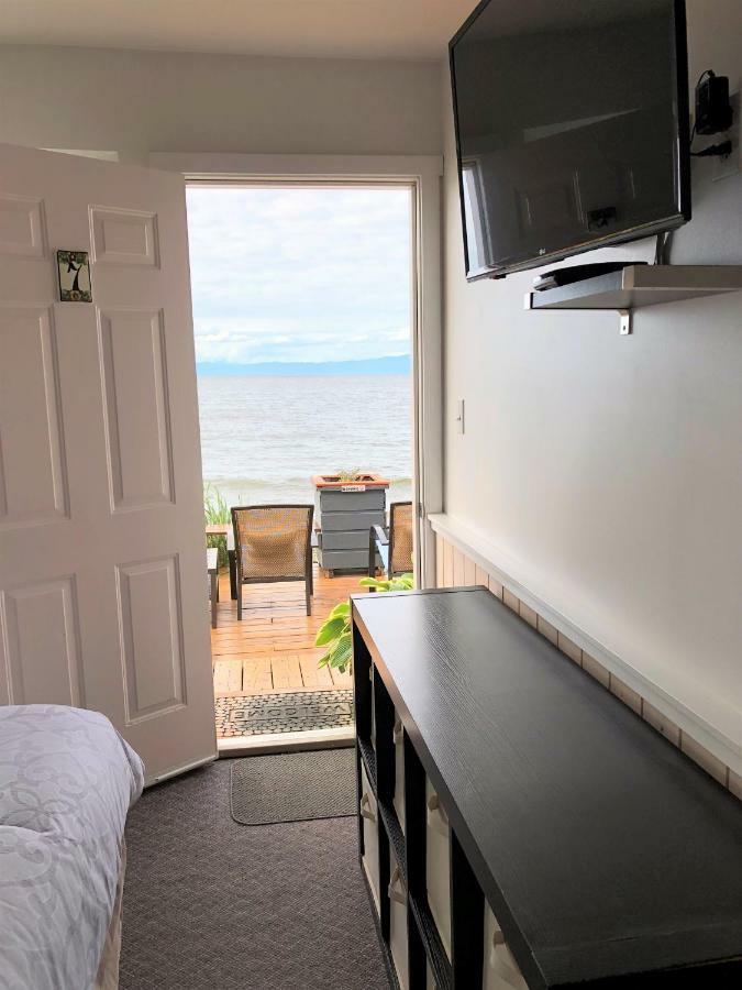 Qualicum Breeze Beach Resort Bowser Extérieur photo
